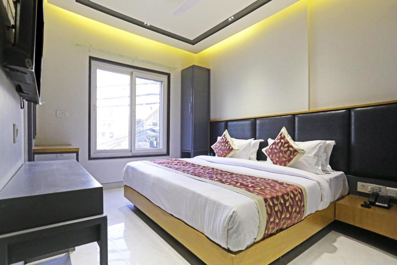 Hotel Apple Villa - Near Delhi Airport With Free Airport Transsfer Nové Dillí Exteriér fotografie